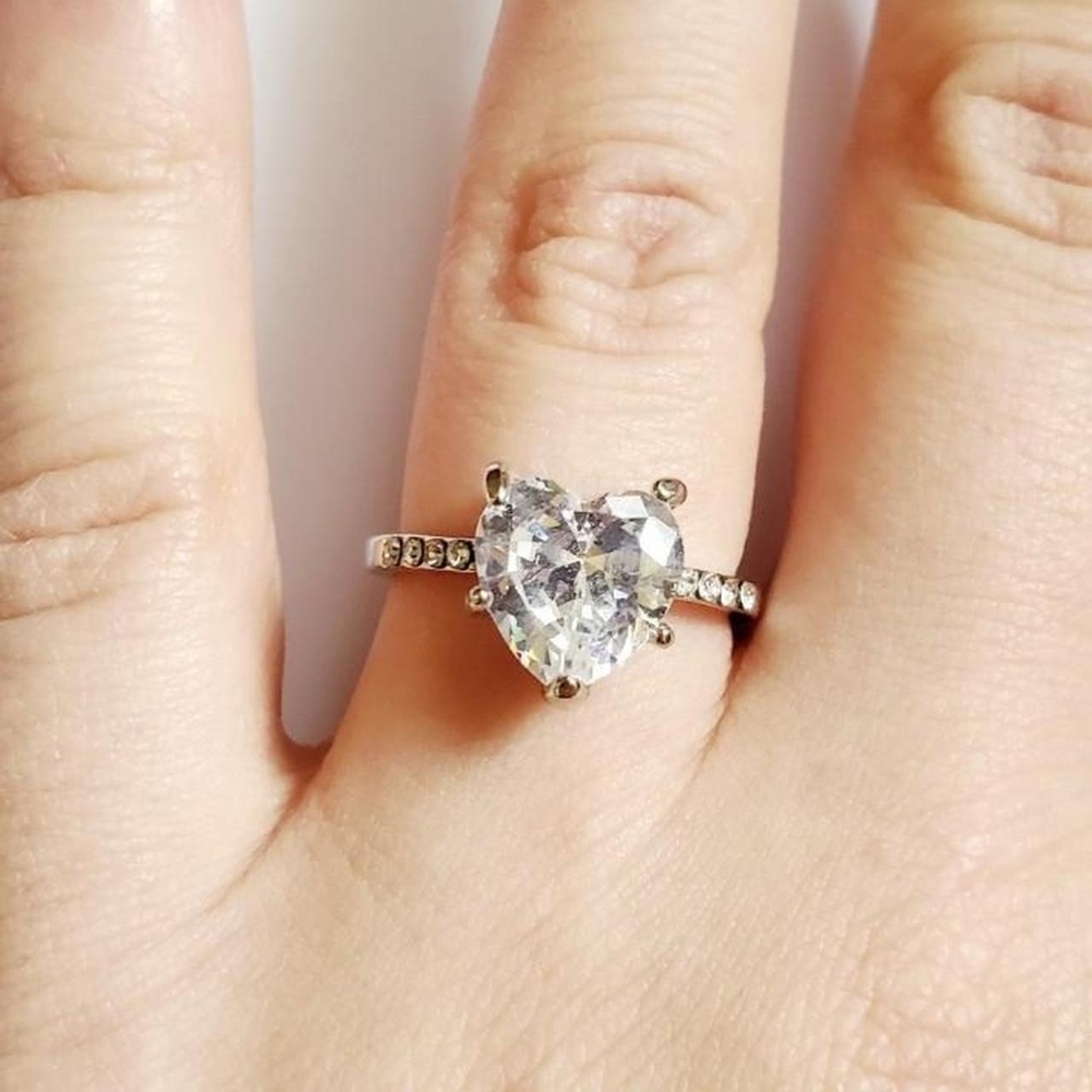 NWOT White Sapphire Heart Ring - Picture 15 of 16